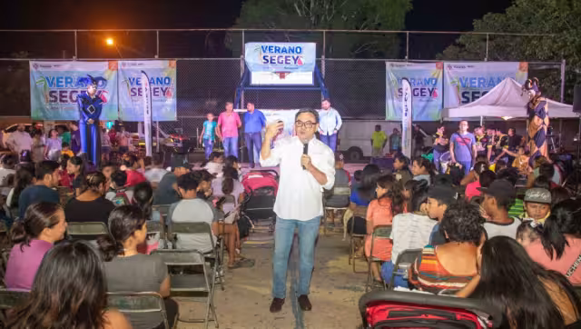 Liborio Vidal visitó las colonias San Antonio Xluch, San José Tecoh y Castilla Cámara