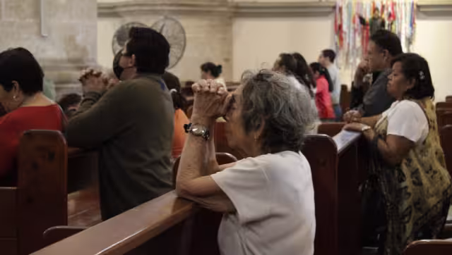 Desde muy temprano las familias acudieron a misa este domingo