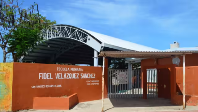 Cumple 80 aniversario el SNTE