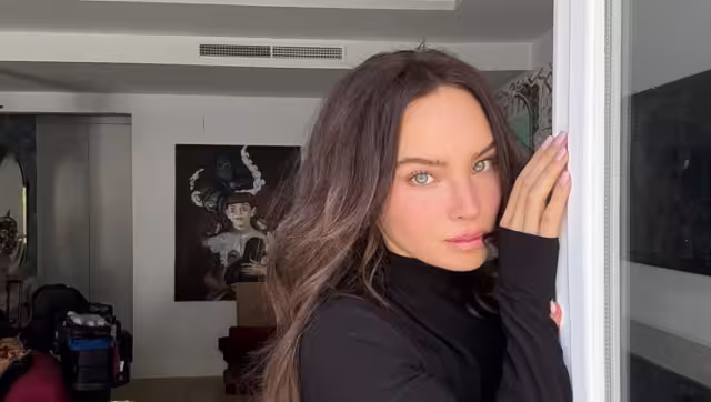 Belinda sorprende a los usuarios del transporte público con polémica frase "¡Ya se la saben!"