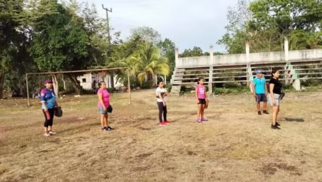Reconocen que aún faltan muchos apoyos de las autoridades. Fomentan el deporte entre las jovencitas.
