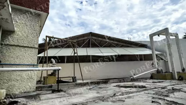 Derechohabientes del IMSS denuncian suciedad, desorden y abandono en el Hospital General de Zona No. 4 de Ciudad del Carmen, pese a estar en remodelación.