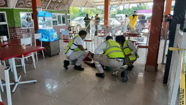 Comensal pierde la vida al atragantarse mientras comía en restaurante