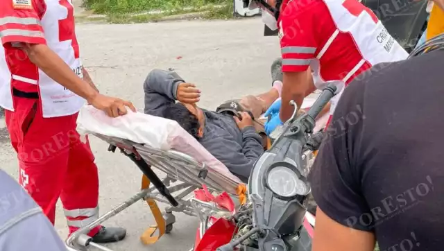 Motociclista resultó lesionado tras ser impactado por una camioneta en Champotón.
