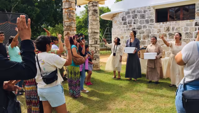 El objetivo es resaltar que “las mujeres que luchan por un mundo más justo, están en todos los tiempos