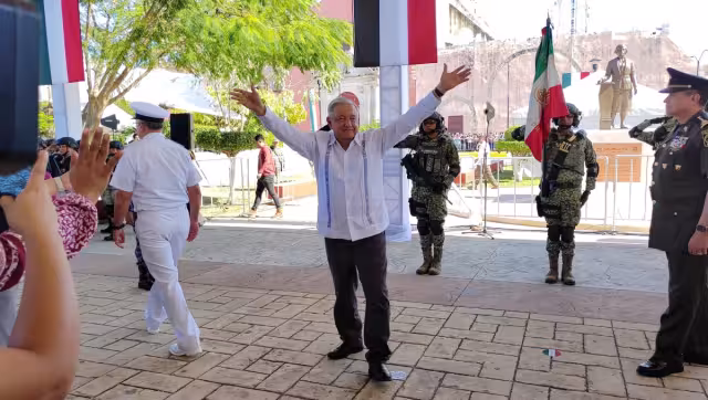 Los ciudadanos aceptaron que AMLO sea nombrado Héroe Nacional