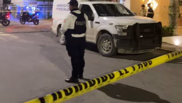 El hombre se desplomó en la entrada del mercado
