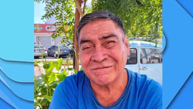 Recibe corte de cabello Don Yerbes Rodríguez, famoso indigente de la colonia Centro, luego de más de dos décadas en el olvido de Chetumal.