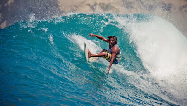 Estas son las mejores playas para disfrutar este fin de semana en una tabla de surf. Foto: Especial