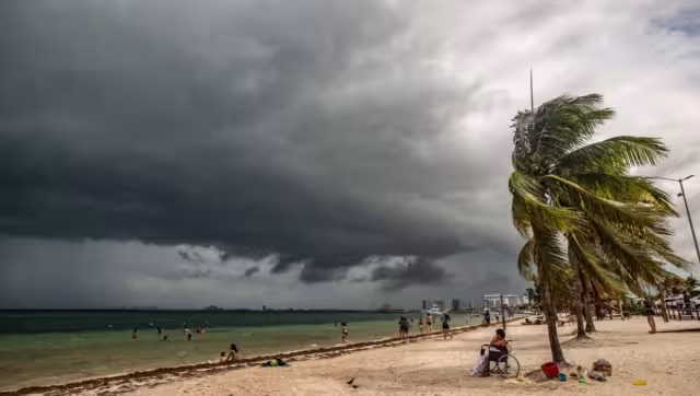 Huracán Ian se encuentra a poco más de 400 kilómetros de Quintana Roo