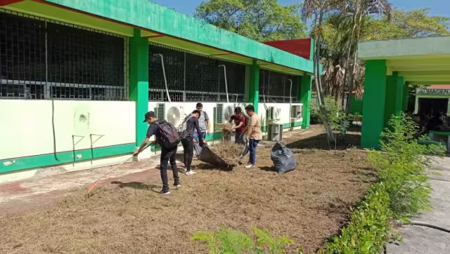 El secretario de Salud confirmó que las denuncias sí están hechas por el actual rector