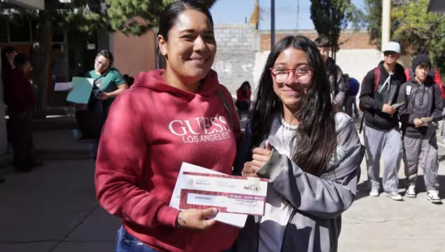 ¿Qué estudiantes cobran pago triple de la Beca Cetina en febrero 2026?