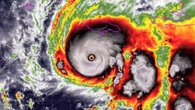 Melissa perdería fuerza al tocar tierra en Jamaica