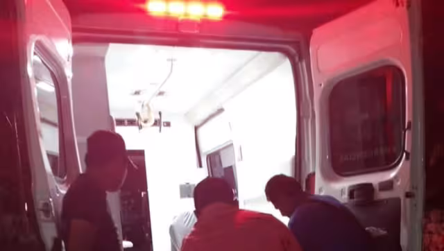 Llegó al lugar el cuerpo de paramédicos que de forma rápida le dieron atención al lesionado