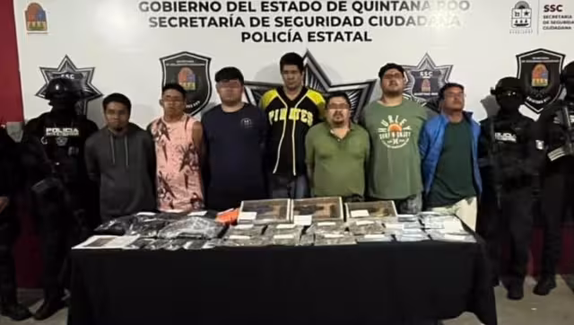 Llevaban a cabo una transacción de drogas en la vía pública.