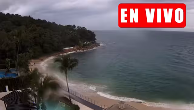 Puerto Vallarta presenta fuertes lluvias por la cercanía del Huracán Lidia