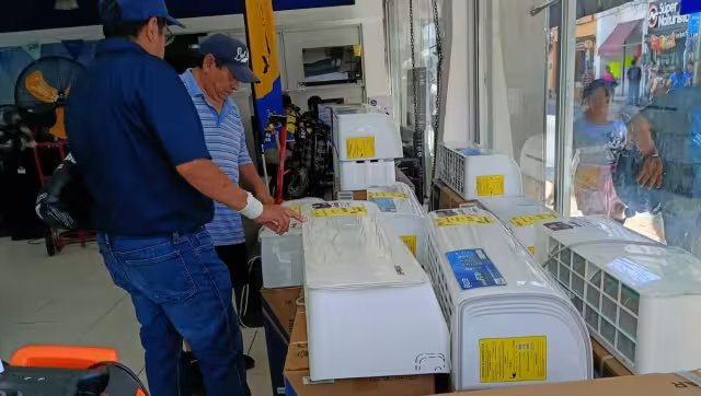 Aires acondicionados desplazan a ventiladores en Yucatán por intensa onda cálida