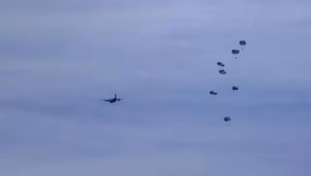 Estados Unidos completó su primer lanzamiento aéreo de ayuda humanitaria en Gaza