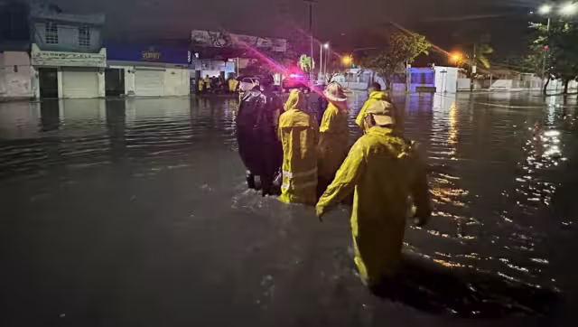 La lluvia inició la noche del pasado domingo y continuó durante gran parte de la madrugada