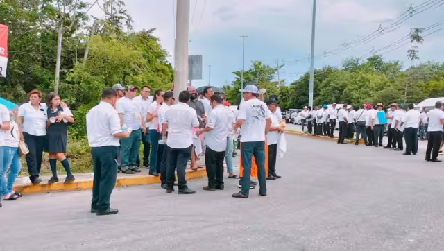 Autoridades de Movilidad buscan la conciliación laboral entre las dos agrupaciones, en beneficio de ambas y del turista, que ha sido afectado con manifestaciones