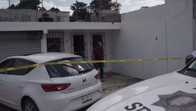Los vecinos no creyeron que fue contratado por los dueños de la casa