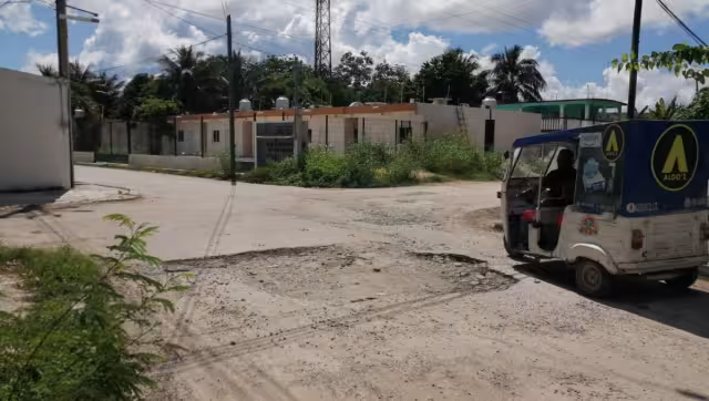 Calles sin pavimentar en la comunidad de Subteniente López