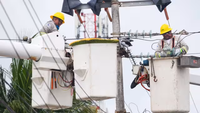 Julieta Gómez tuvo que desembolsar más de 3 mil pesos para que le repararan su refrigerador; el técnico le dijo que el cambio de voltaje afectó el circuito