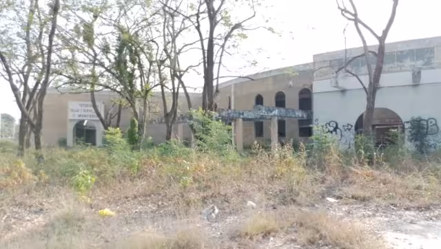 El edificio abandonado se ha convertido en un problema de inseguridad