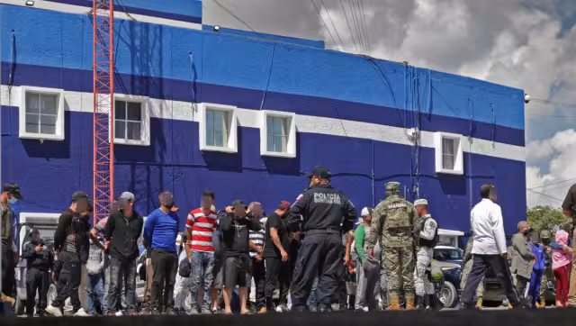 Aunado a los balseros de la isla, la lista de indocumentados la encabezan brasileños seguidos por indios y guatemaltecos.