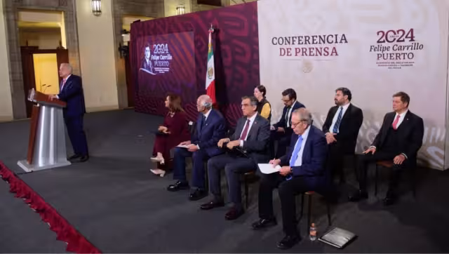 La Comisión de Quejas y Denuncias del INE identificó elementos en 5 conferencias mañaneras que podrían interpretarse como propaganda gubernamental