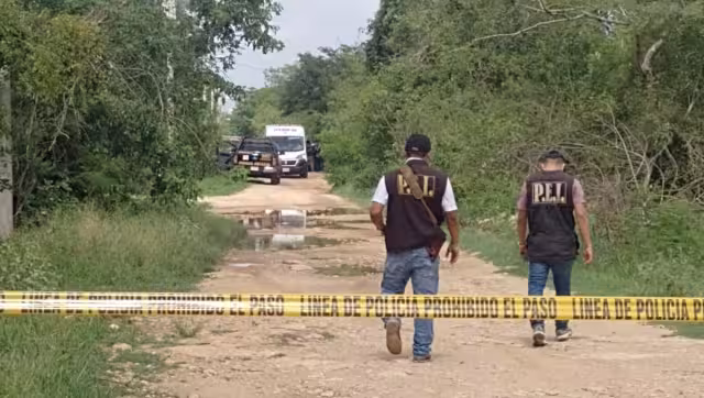 El joven colgó su hamaca de la columna y le cayó encima