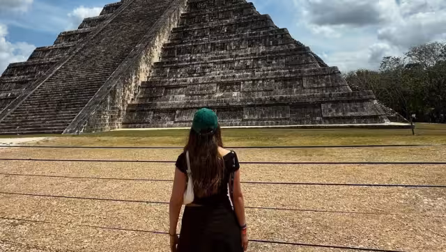Las nuevas vallas perimetrales en Chichén Itzá alejan a los visitantes de El Castillo