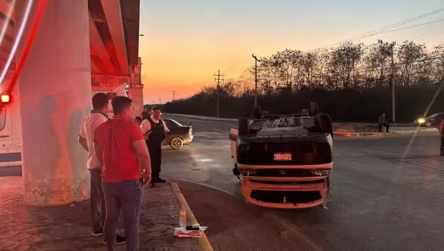 La volcadura dejó dos personas lesionadas