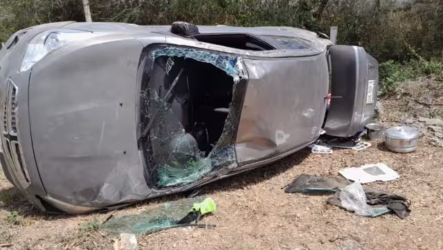 Paramédicos de la Cruz Roja Mexicana auxiliaron a los lesionados