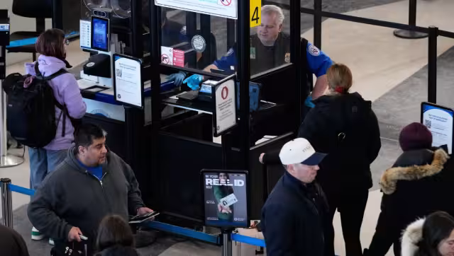 Este requerimiento se suma a otras modalidades de control fronterizo que buscan asegurar la identidad de los viajeros y reforzar la seguridad en los puntos de entrada al país