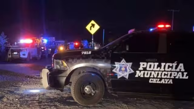 La noche del miércoles un grupo de civiles armados asesinó a 4 policías municipales de Celaya, Guanajuato