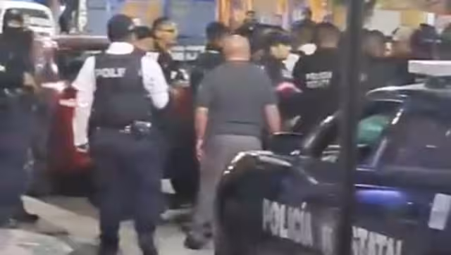 Las policías estatal y municipal detuvieron en dos acciones distintas a 21 integrantes de la Organización Resistencia Civil Pacífica, por su probable participación en diversos delitos