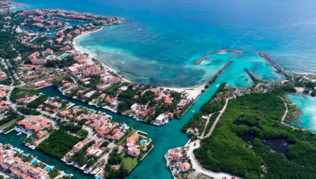 A partir de las 9 de la noche el lugar luce prácticamente vacío