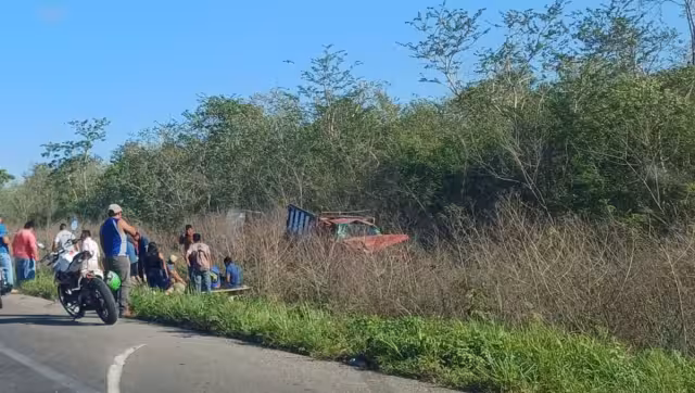 El saldo del accidente en la Mérida-Cancún es de un muerto y tres heridos