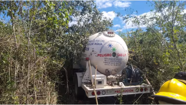 El copiloto fue valorado por los socorristas y se determinó que se encontraba estable