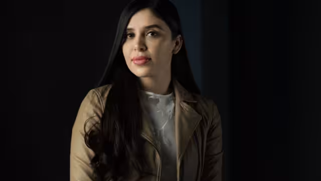 La periodista Emily Palmer publicó una extensa entrevista y relato de la vida de Emma Coronel en las últimas décadas.