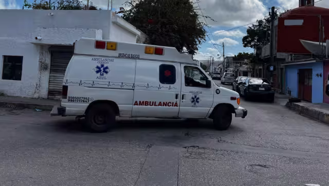 Efectivos de la Policía Municipal arribaron al lugar y realizaron recorridos con la finalidad de capturar al asaltante, en la Sm 66.