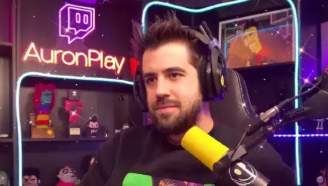 El influencer AuronPlay es hospitalizado de emergencia, tuvo que ser operado