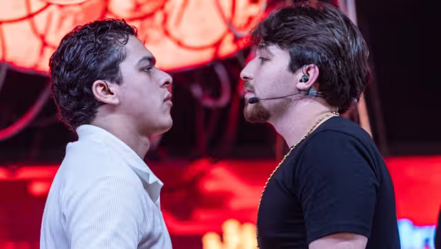 Lonche y Willito protagonizan pelea antes de Supernova Génesis 2026.