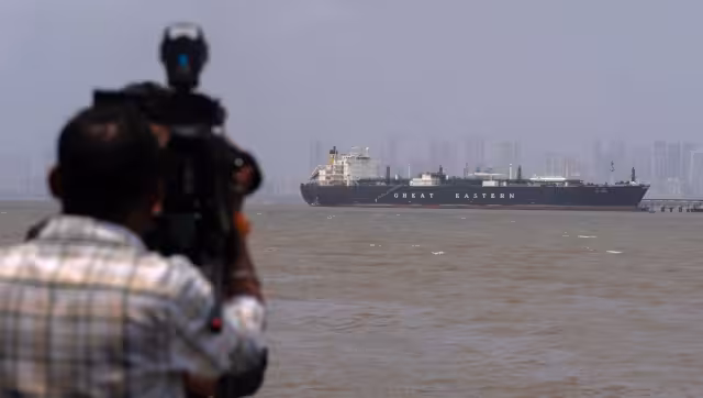 El gobierno iraní informó que permitirá nuevamente la navegación de buques mercantes en el Estrecho de Ormuz durante el periodo del alto al fuego vigente en la región