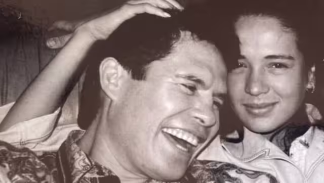 Yolanda Andrade conmueve en redes por emotivo beso con Julio César Chávez.