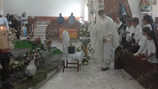 Bautizan antes de sepultarlo al pequeño Federico, víctima del accidente aéreo en Texas