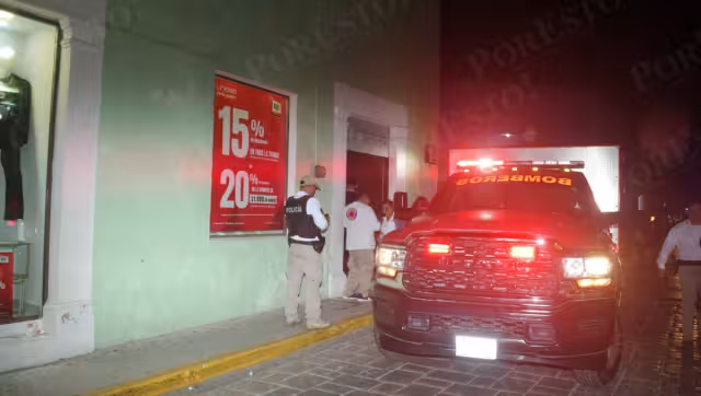 Ocho personas, entre clientes y empleados, fueron desalojadas sin incidentes.