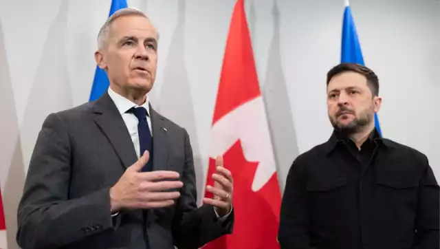 El presidente de Ucrani, Volodimir Zelenski, sostuvo este sábado un encuentro con el primer ministro de Canadá, Mark Carney