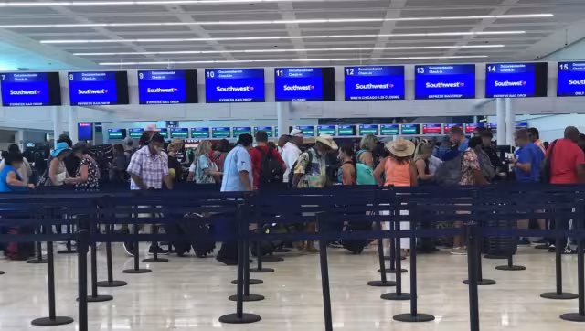 Este sábado también se registraron tres retrasos,